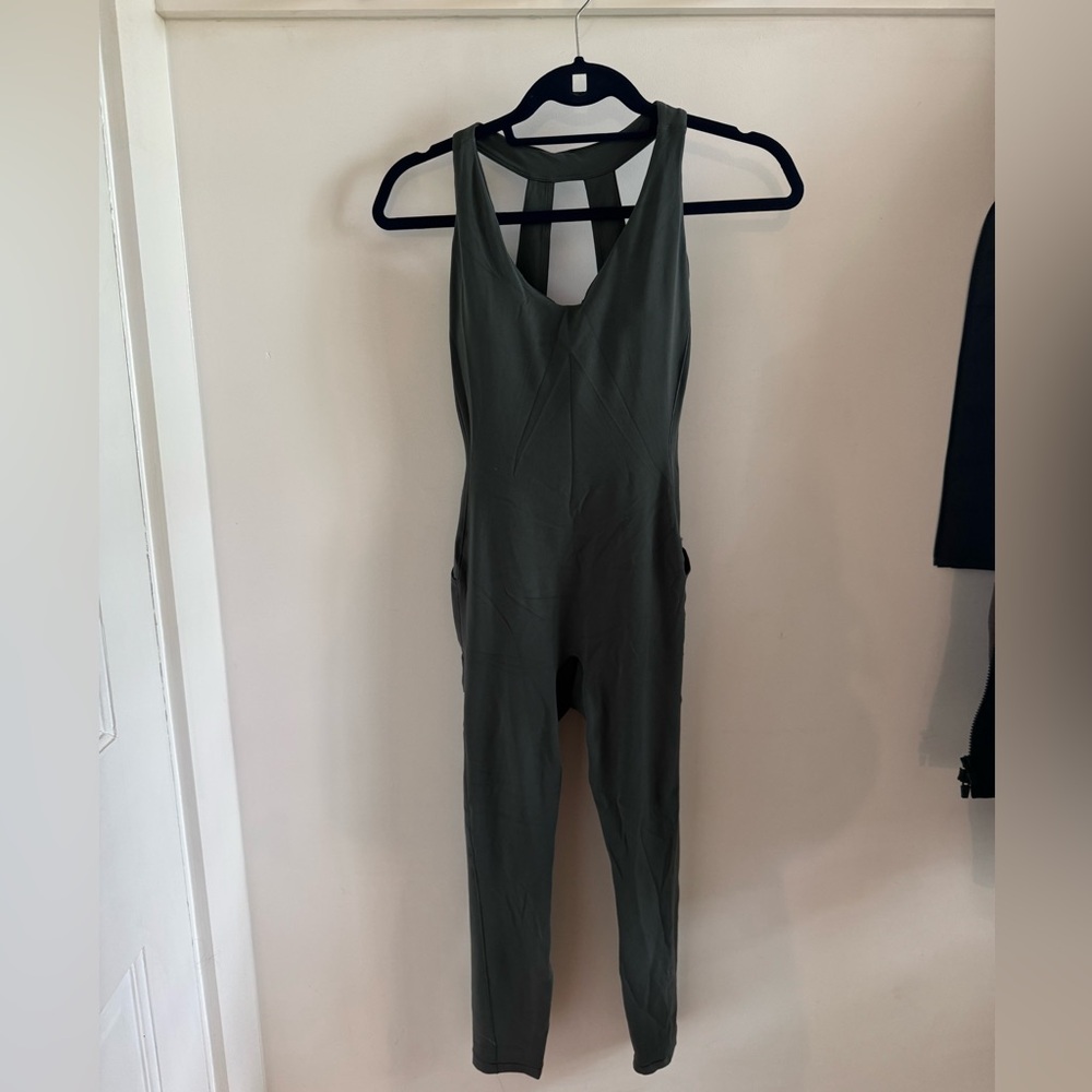 Athleta Transcend Bodysuit Bali Green